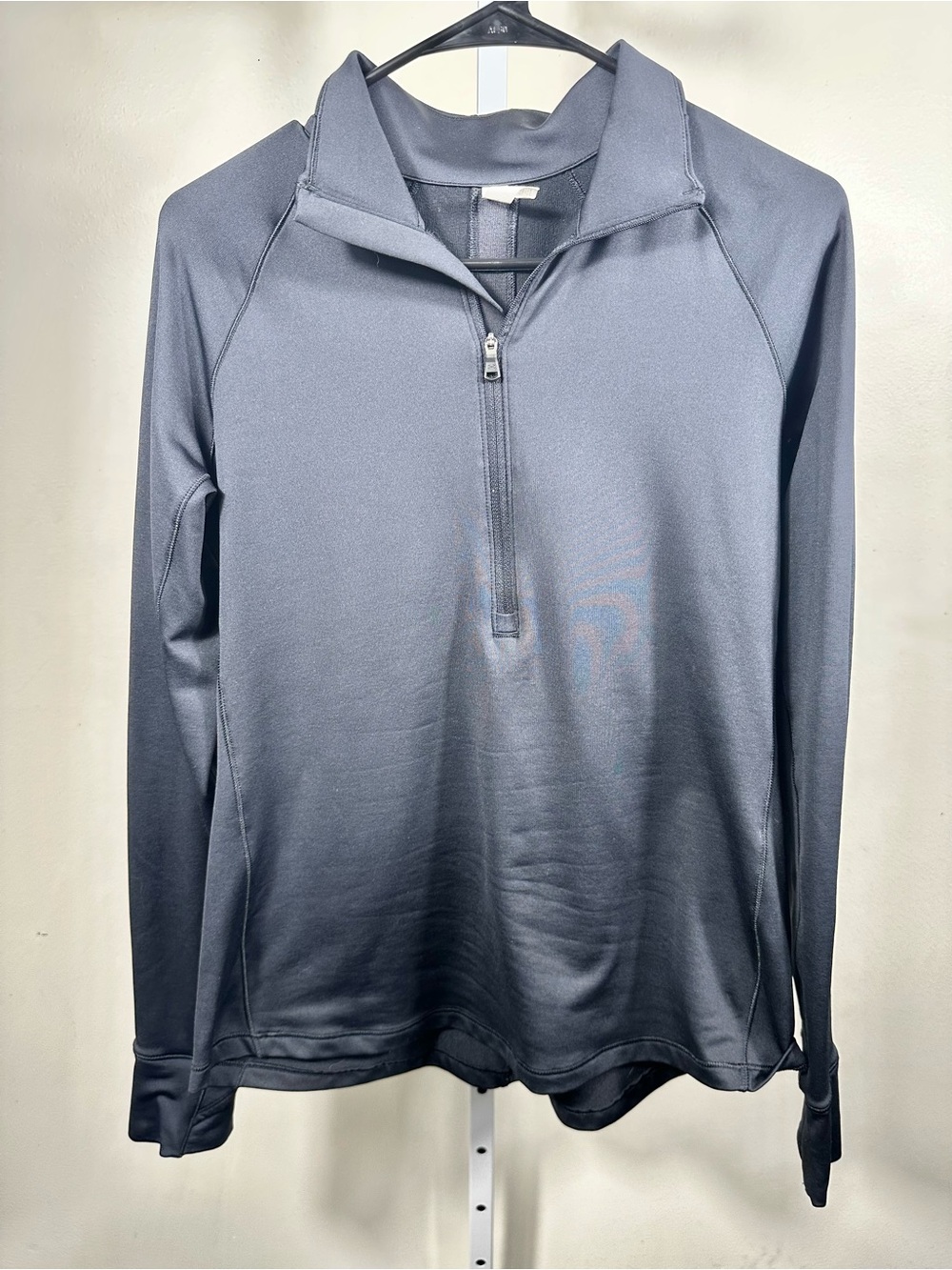 088. Under Armour Half-Zip Performance Pullover - black
